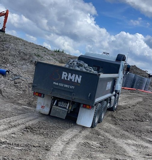 earthmovers in auckland